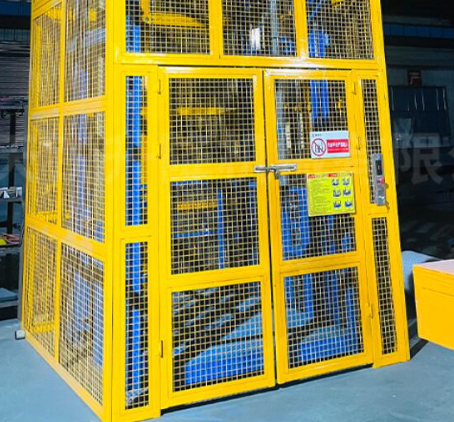 南坤镇货梯可以安装在室外吗