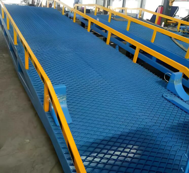 南坤镇移动式液压登车桥